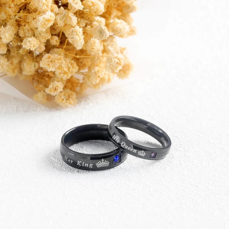 Ring His Queen - Zwart / 62mm