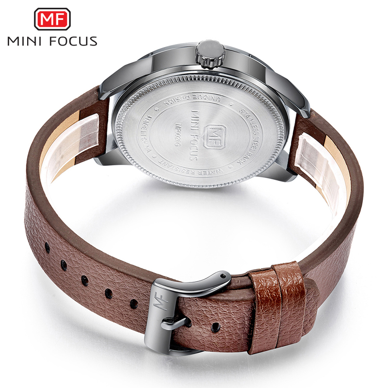 Horloge Mini Focus OM-23895 - Bruin